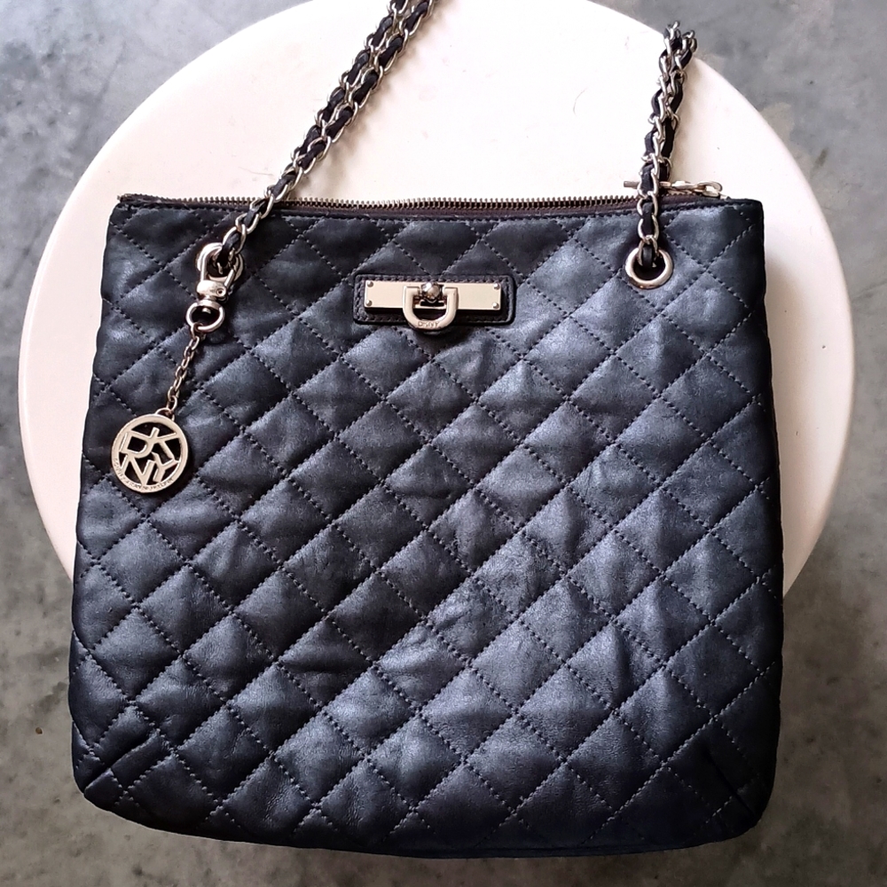 DKNY quilted bag